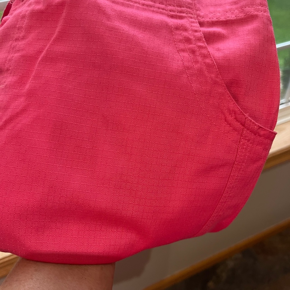 Women’s Carhartt watermelon pink textured scrub pant. Size medium - Picture 5 of 14